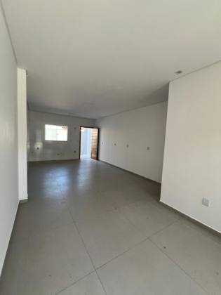 Sobrado geminado 3 quartos no Espinheiros