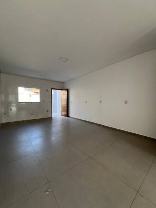 Sobrado geminado 3 quartos no Espinheiros