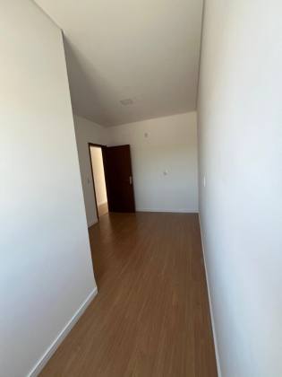 Sobrado geminado 3 quartos no Espinheiros