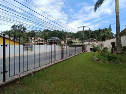 Casa averbada  para vender com 4 quartos 1 suítes no bairro Itaum