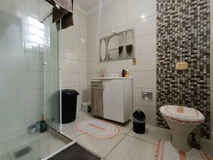 Casa averbada  para vender com 4 quartos 1 suítes no bairro Itaum