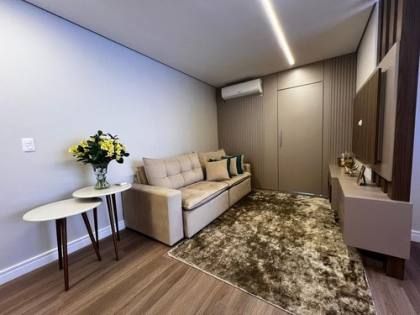 APARTAMENTO DECORADO COM 2 SUÍTES NO ANITA GARIBALDI