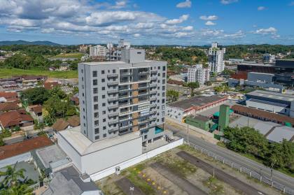 APARTAMENTO DECORADO COM 2 SUÍTES NO ANITA GARIBALDI