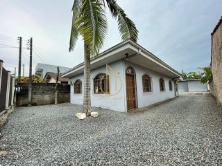 CASA COM 4 QUARTOS A VENDA NO BAIRRO JARDIM IRIRIU JOINVILLE SC