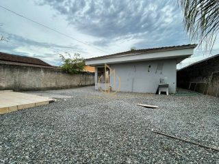 CASA COM 4 QUARTOS A VENDA NO BAIRRO JARDIM IRIRIU JOINVILLE SC