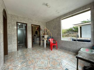 CASA COM 4 QUARTOS A VENDA NO BAIRRO JARDIM IRIRIU JOINVILLE SC