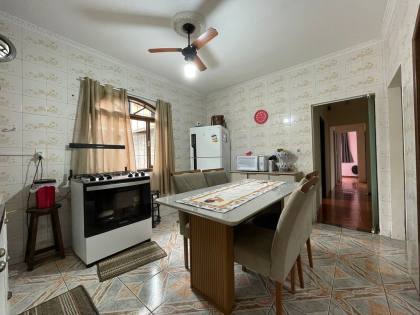 CASA COM 4 QUARTOS NO JARDIM IRIRIU