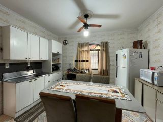 CASA COM 4 QUARTOS A VENDA NO BAIRRO JARDIM IRIRIU JOINVILLE SC