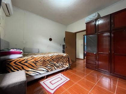 CASA COM 4 QUARTOS NO JARDIM IRIRIU