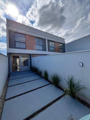 Sobrado geminado com 2 suítes no Costa e Silva