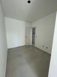 Geminado com 03 dormitórios sendo 01 suite a venda no bairro Iririu Joinville SC