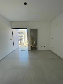 Geminado com 03 dormitórios sendo 01 suite a venda no bairro Iririu Joinville SC