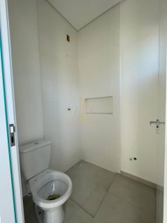 Geminado com 03 dormitórios sendo 01 suite a venda no bairro Iririu Joinville SC