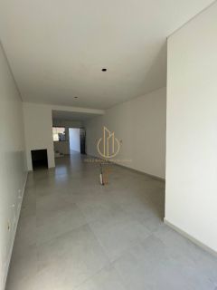 Geminado com 03 dormitórios sendo 01 suite a venda no bairro Iririu Joinville SC