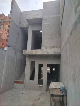 Sobrado geminado 2 suítes no Boa Vista