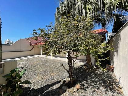 Casa averbada no Costa e Silva Joinville/Sc