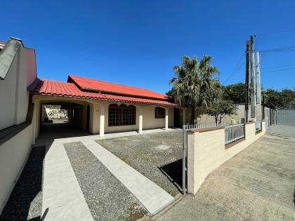 Casa averbada no Costa e Silva Joinville/Sc