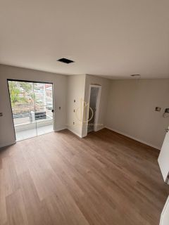 Sobrado de Alto Padrão no Bairro Glória | 124 m² Privativos