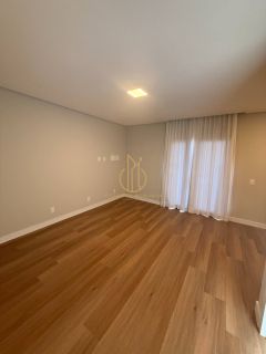 SOBRADO DE ALTO PADRÃO NO SAGUAÇÚ