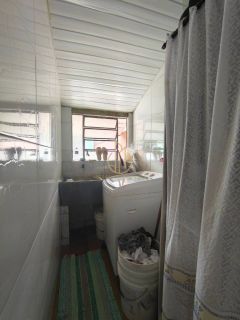 Casa averbada com 3 quartos a venda no bairro Espinheiros em Joinville SC