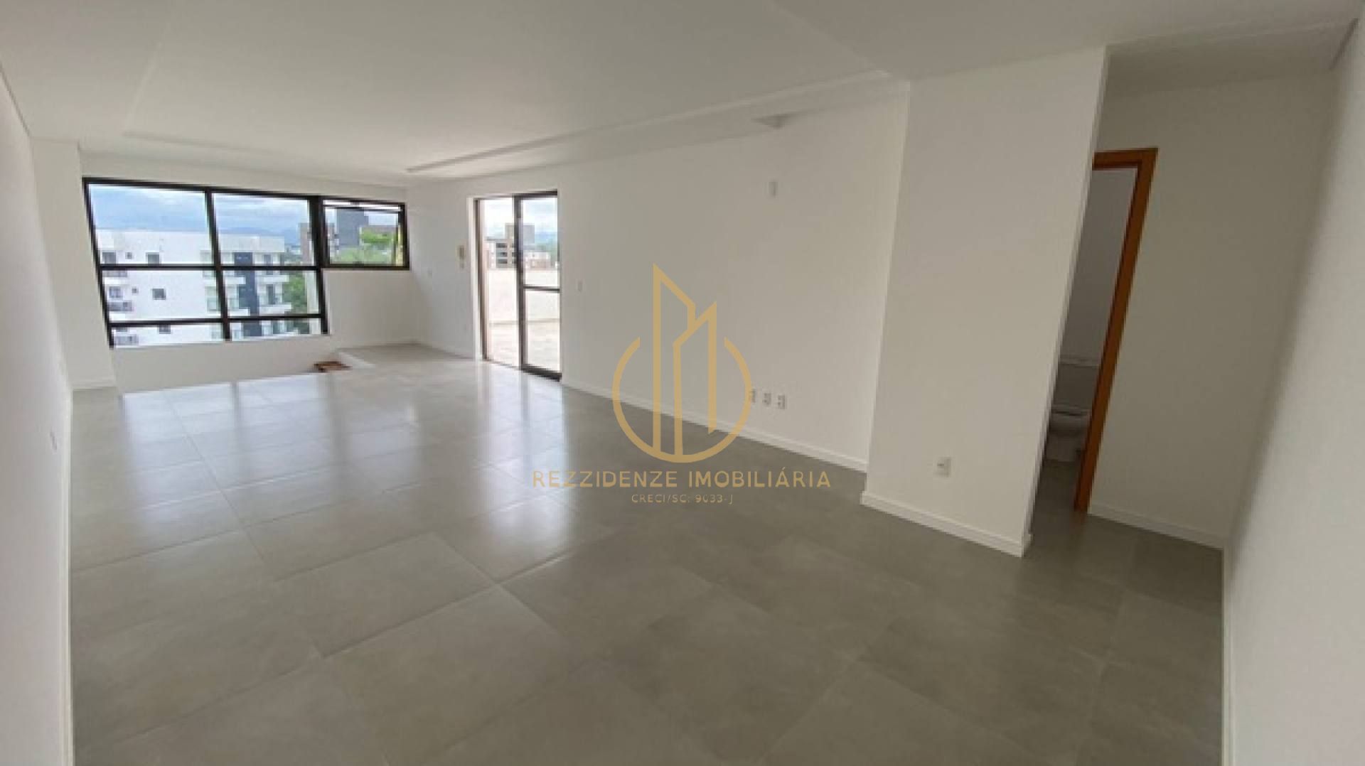 Cobertura duplex 3 quartos no Anita Garibaldi [DUPLICADO]