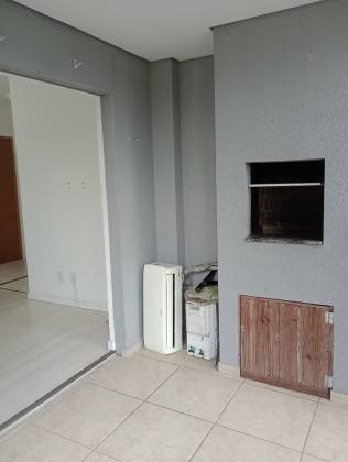 Apartamento Para Vender com 2 quartos no bairro Floresta  em Joinville