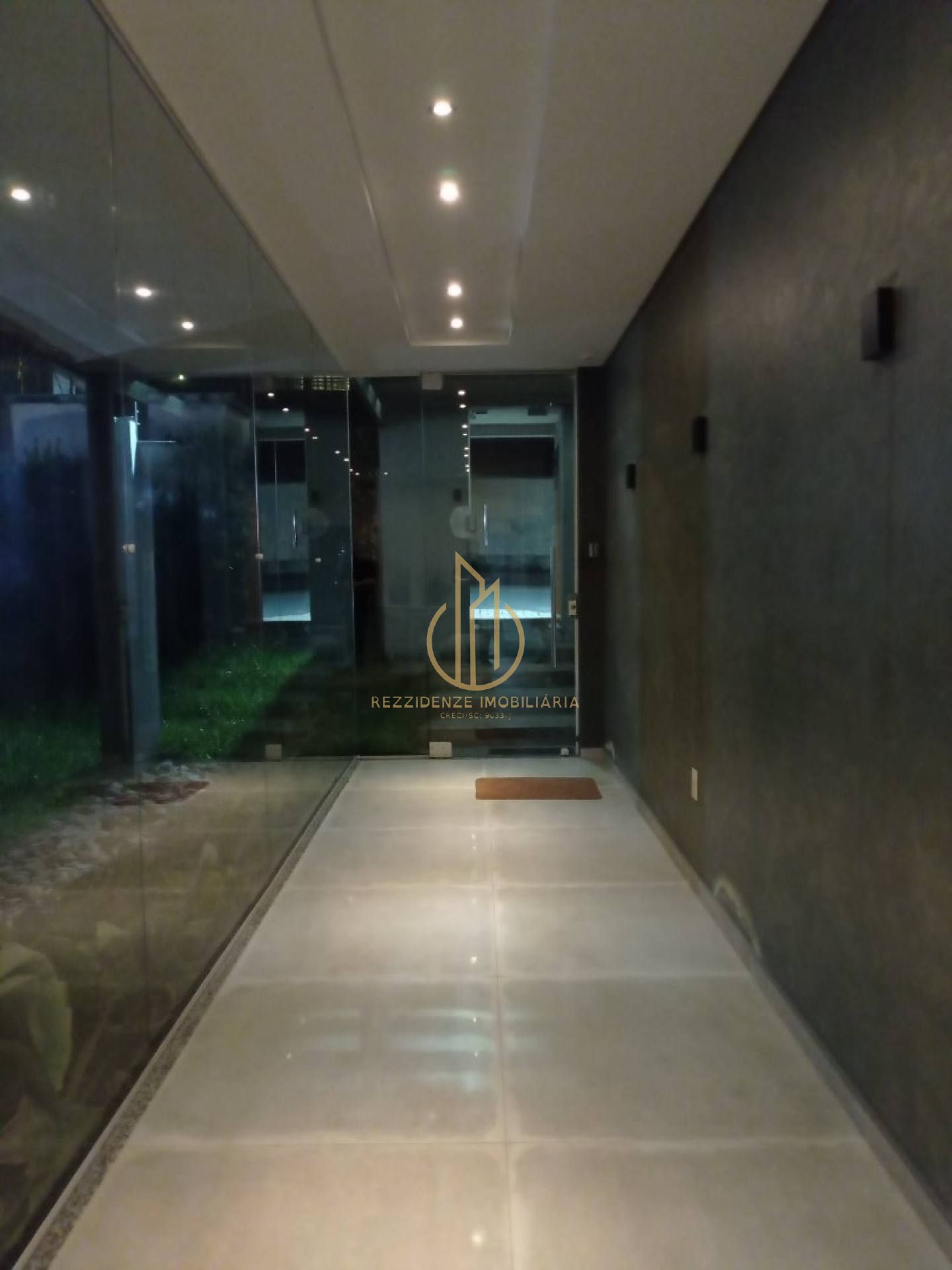 Apartamento disponivel para venda com 2 quartos no bairro Petrópolis em Joinville SC