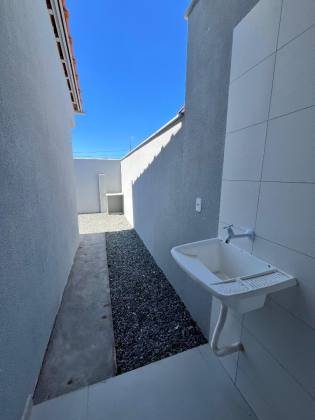 Casa Para Vender com 2 quartos no bairro Ulysses Guimarães em Joinville