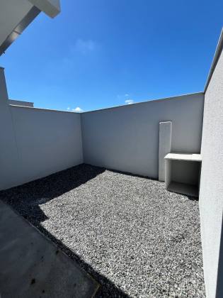 Casa Para Vender com 2 quartos no bairro Ulysses Guimarães em Joinville