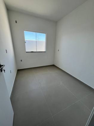 Casa Para Vender com 2 quartos no bairro Ulysses Guimarães em Joinville