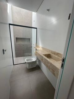 Sobrado geminado 3 quartos no Guanabara