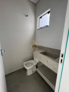 Sobrado geminado 3 quartos no Guanabara