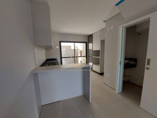 SOBRADO GEMINADO EM CONDOMÍNIO FECHADO NO BOA VISTA