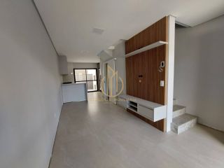 SOBRADO GEMINADO EM CONDOMÍNIO FECHADO NO BOA VISTA