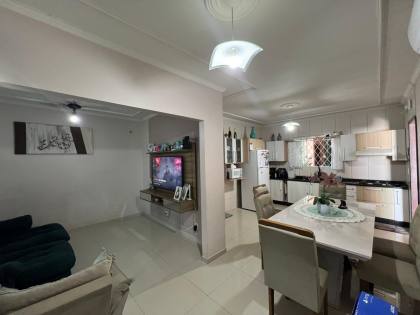 Casa Para Vender com 2 quartos 1 suítes no bairro Adhemar Garcia em Joinville