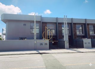 Sobrado geminado 2 suítes no Vila Nova