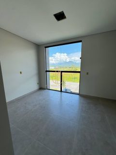 Sobrado geminado 2 suítes no Vila Nova