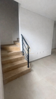 Sobrado geminado 2 quartos no Espinheiros