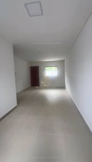 Sobrado geminado 2 quartos no Espinheiros