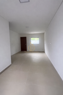 Sobrado geminado 2 quartos no Espinheiros