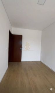 Sobrado geminado 2 quartos no Espinheiros