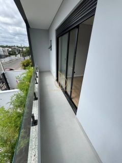 Sobrado geminado em condomínio fechado no Jardim Sofia