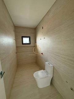 Sobrado geminado em condomínio fechado no Jardim Sofia