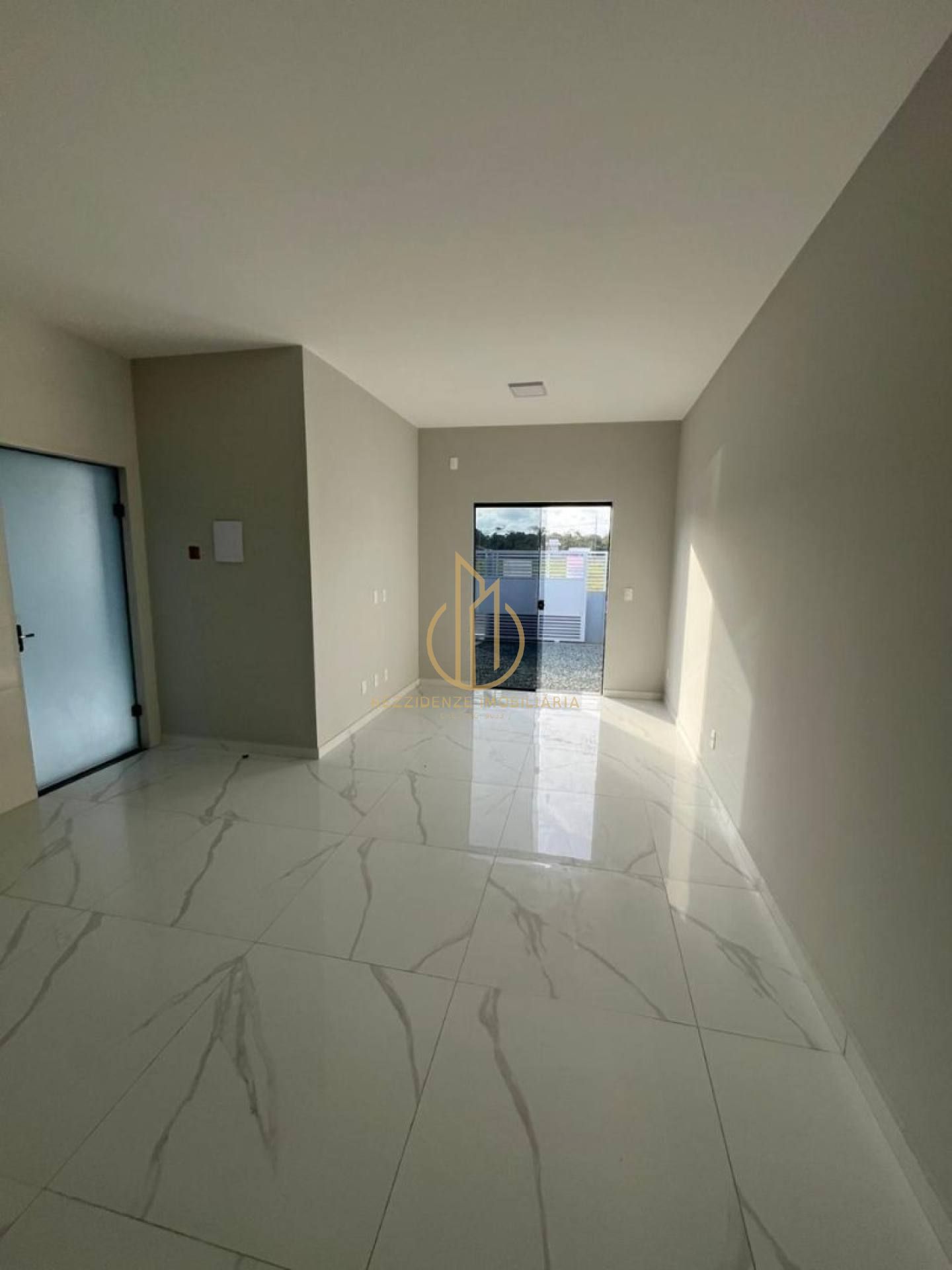Casa geminada planta baixa 2 quartos em Barra do Itapocu