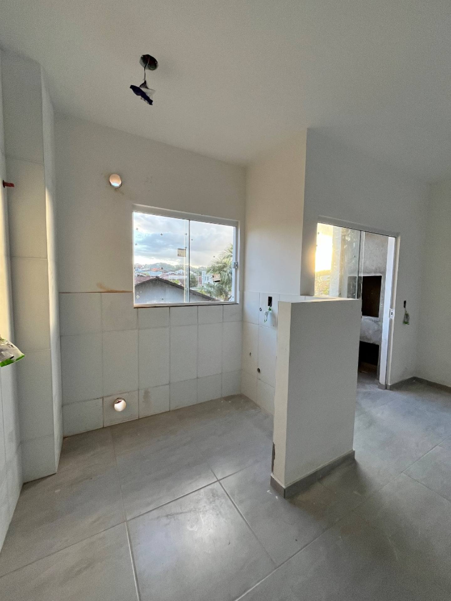 Apartamento com elevador no bairro Itinga