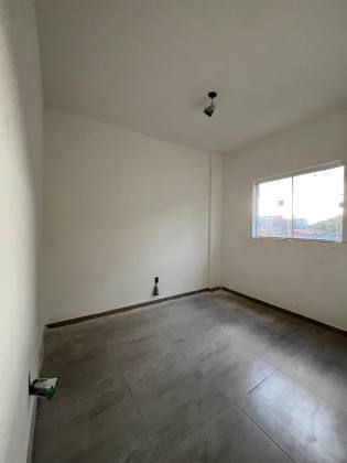 Apartamento com elevador no bairro Itinga