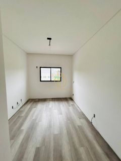 SOBRADO GEMINADO 3 QUARTOS NO SAGUAÇU