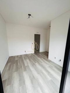 SOBRADO GEMINADO 3 QUARTOS NO SAGUAÇU