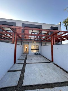 SOBRADO GEMINADO 3 QUARTOS NO SAGUAÇU