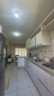 Casa averbada 2 quartos no João Costa